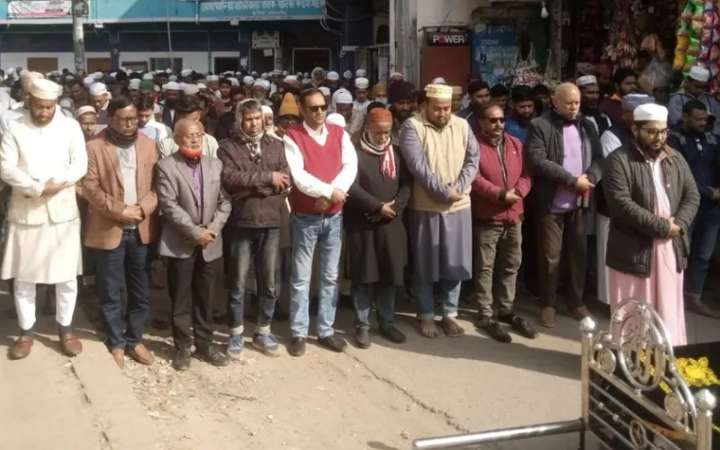 যশোরে সিনিয়র সাংবাদিক শহিদ জয়’র স্ত্রীর মৃত্যু, জানাজা শেষে দাফন