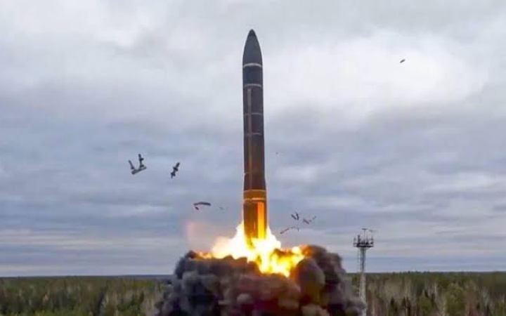ইউক্রেনে শব্দের চেয়ে দ্রুতগতির ক্ষেপণাস্ত্র ওরেশনিক ছুড়ল রাশিয়া