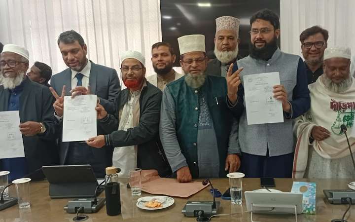 কুড়িগ্রামে আনন্দঘন পরিবেশে প্রতীক বরাদ্দ