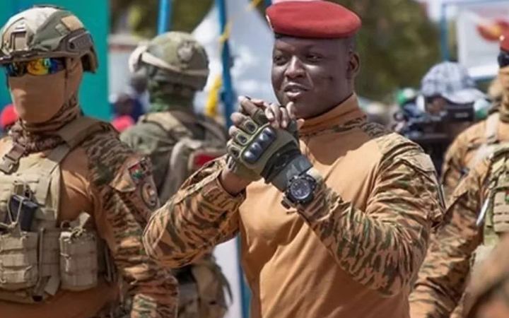 সব রাজনৈতিক দল বিলুপ্ত ঘোষণা করল বুরকিনা ফাসো