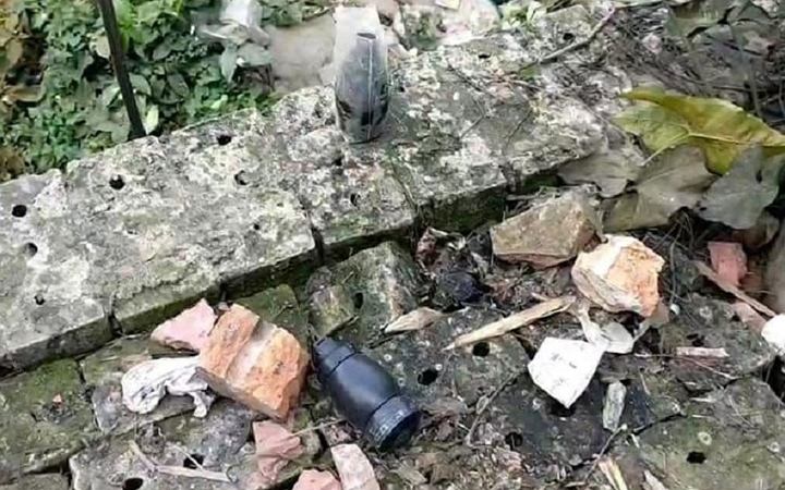 বান্দরবানে পাহাড়ি ঝিরি থেকে পরিত্যক্ত অবস্থায় সাউন্ড গ্রেনেড উদ্ধার