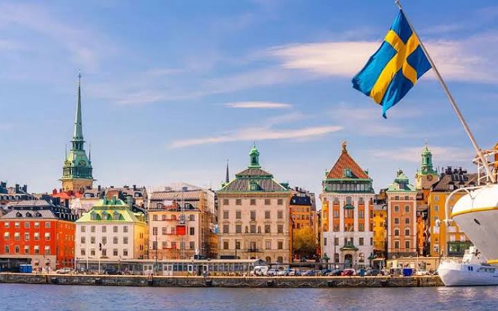 নাগরিকত্ব পাওয়ার নিয়ম কঠোর করছে সুইডেন