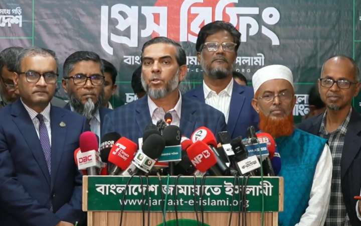 "জব্দ করা টাকা ঠাকুরগাঁও জামায়াত আমিরের ব্যবসায়িক অর্থ"