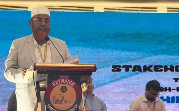 সিটি কর্পোরশনে দলীয় ব্যক্তিদের প্রশাসক নিয়োগের বিরুদ্ধে প্রতিবাদ