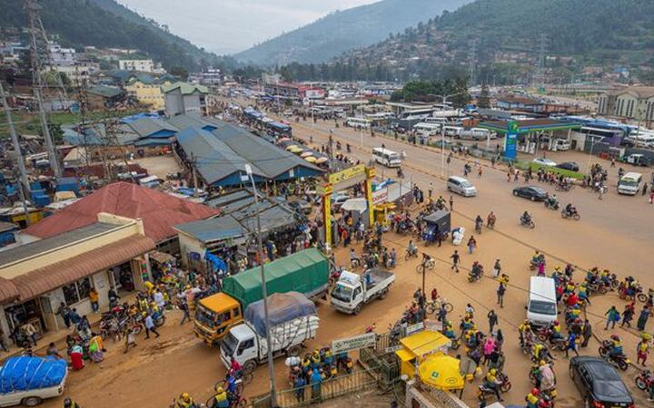 রুয়ান্ডায় সড়ক দুর্ঘটনায় নিহত অন্তত ১১