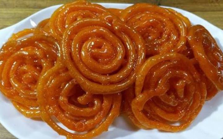 জেনে নিন জিলাপি বেশি খেলে শরীরে কী ঘটে?