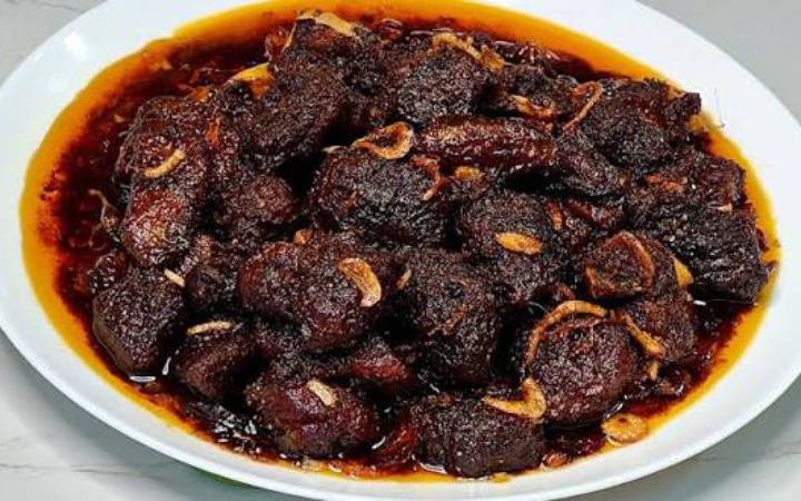 রেসিপি : গরুর মাংসের কালা ভুনা