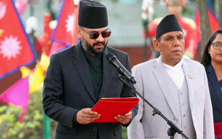 নেপালে প্রধানমন্ত্রী হিসেবে শপথ নিলেন বালেন্দ্র