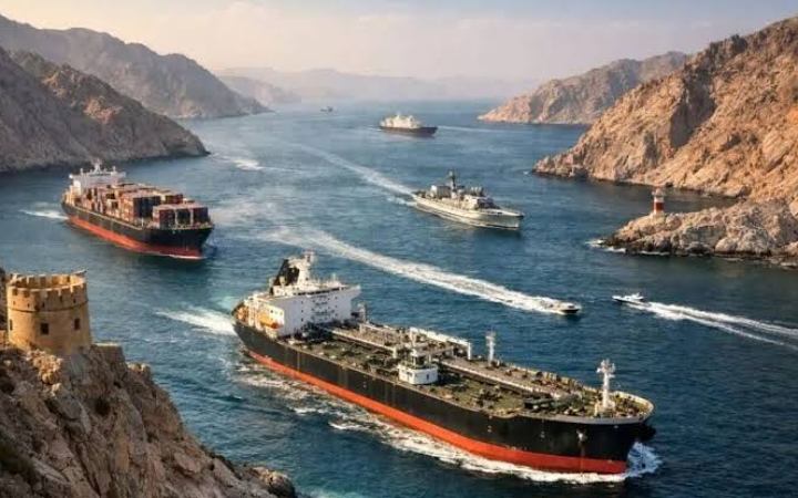 হরমুজ প্রণালি চালু করা নিয়ে ইরান-ওমানের আলোচনা