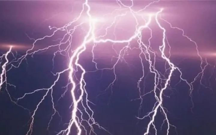 মিঠাপুকুরে বজ্রপাতে দুই জেলের মৃত্যু