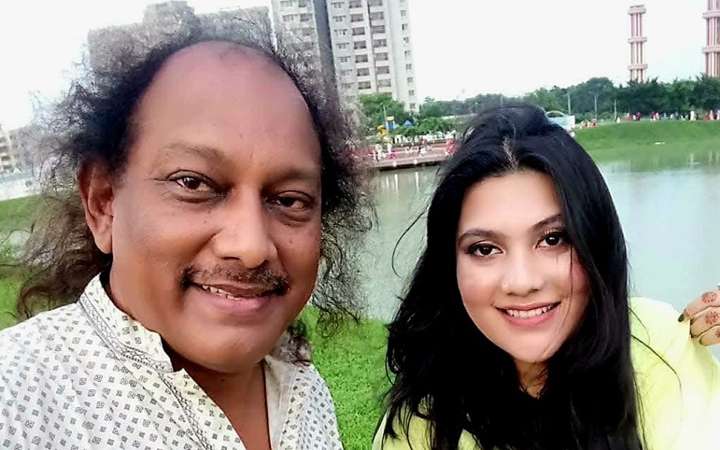 ঈদের দিনে কারিনাকে নিয়ে কায়সার হামিদের আবেগঘন বার্তা