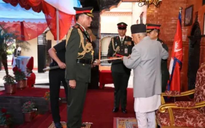 নেপাল সেনাবাহিনীর জেনারেল হলেন ভারতের সেনাপ্রধান