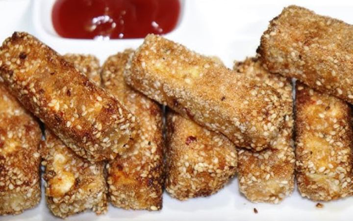 বিকালের নাশতায় রাখতে পারেন তিল পনিরের টিক্কা