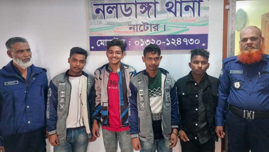 নলডাঙ্গায় মোটরসাইকেল চোর চক্রের ৪ সদস্য গ্রেপ্তার
