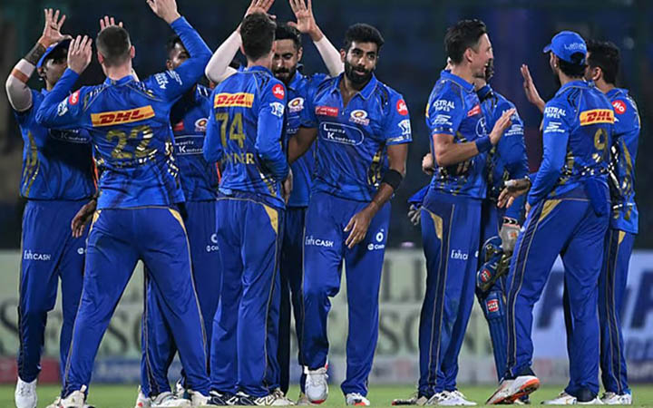 এক ওভারে ৩ রানআউট, দিল্লীকে থামিয়ে জয় পেল মুম্বাই