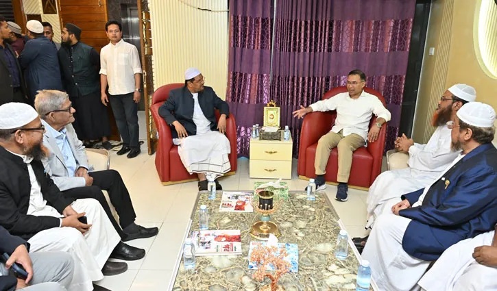ইসলামী আন্দোলনের আমিরের বাসায় তারেক রহমান