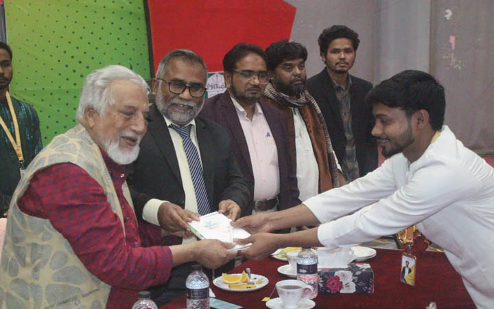 ইবিতে লেখক সম্মেলন ও সম্মাননা প্রদান অনুষ্ঠান