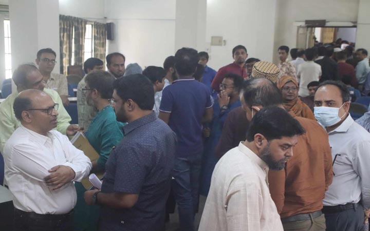 ভর্তি কমিটির সভায় আওয়ামীপন্থীদের অংশগ্রহণে উত্তাল ইবি