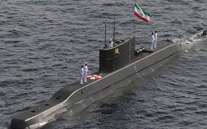 হরমুজ প্রণালীতে ইরানের সামরিক মহড়া