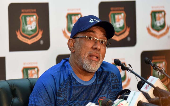 সাকিব-তামিমের দ্বন্দ্বে কোনো সমস্যা দেখছেন না হাথুরাসিংহে