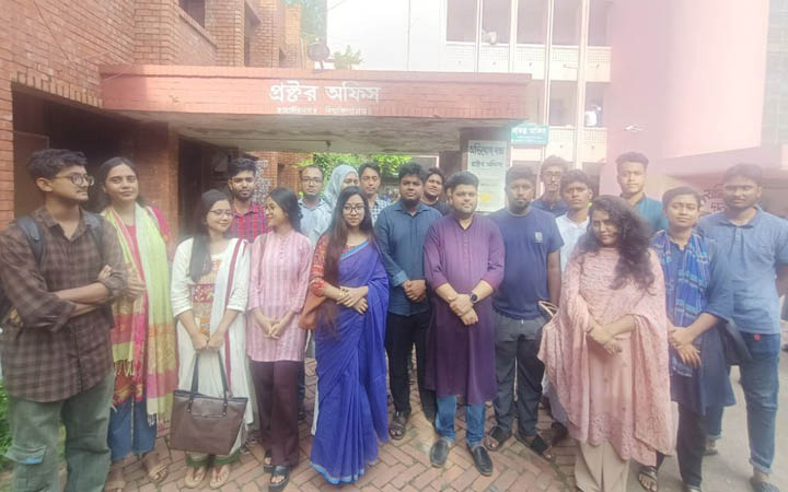 ভাঙন বিতর্কে বাগছাস, আংশিক প্যানেল ঘোষণা
