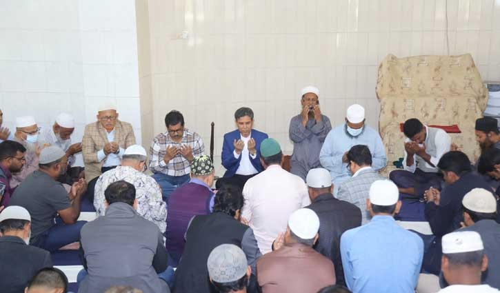 যবিপ্রবিতে খালেদা জিয়ার সুস্থতা কামনায় দোয়া
