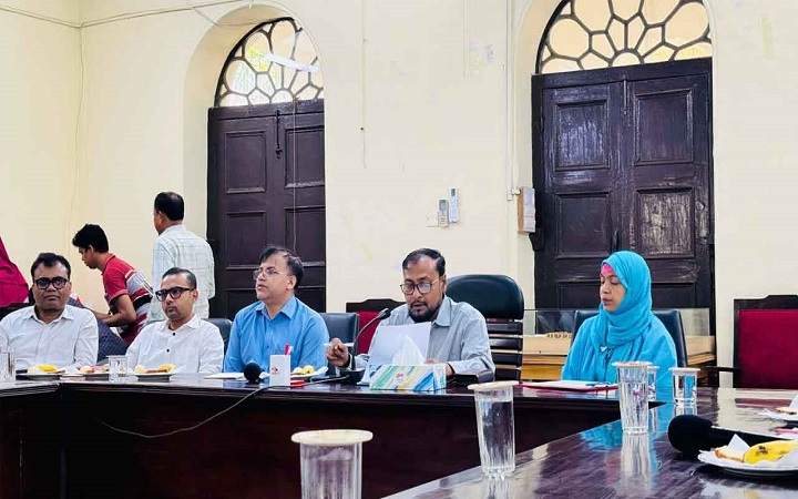 নবনিযুক্ত উপাচার্যের সাথে জকসুসহ সাংবাদিকদের মতবিনিময়