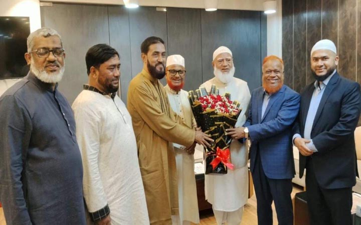 তুরস্ক সফর শেষে ঢাকা পৌঁছেছেন বিরোধীদলীয় নেতা