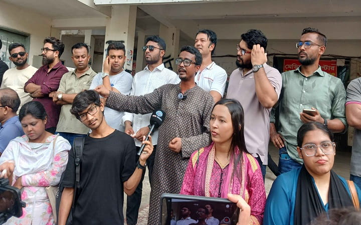 ছাত্রশিবিরের বিরুদ্ধে ‘হানিট্র্যাপের’ অভিযোগ জবি ছাত্রদলের