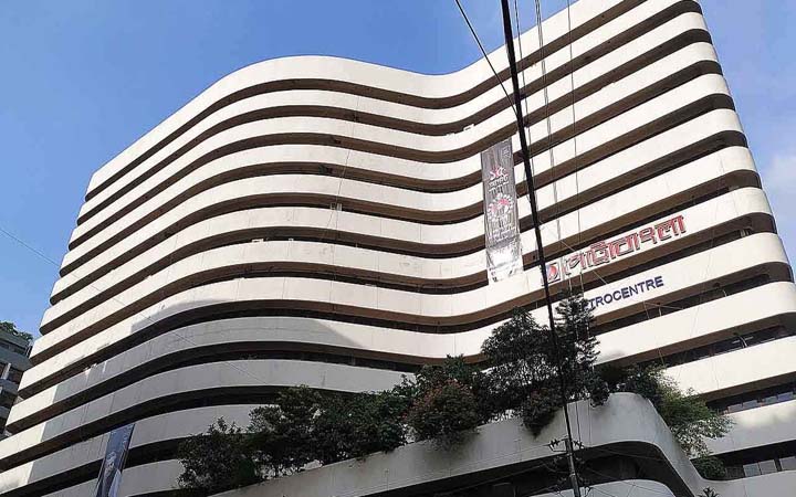 ৪ পদে ১২ জনকে চাকরি দেবে পেট্রোবাংলা