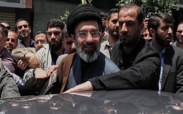 ইরানের সর্বোচ্চ নেতা কোথায়, জানালেন রুশ রাষ্ট্রদূত