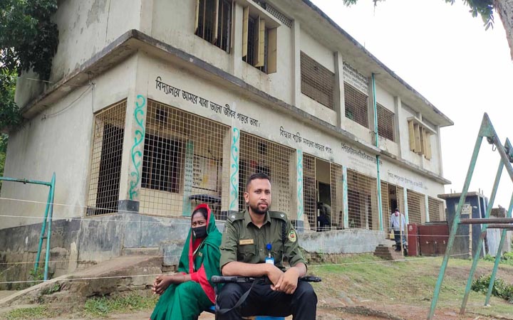 কুষ্টিয়ার দুইটি উপজেলায় শুরু হয়েছে ভোট গ্রহন