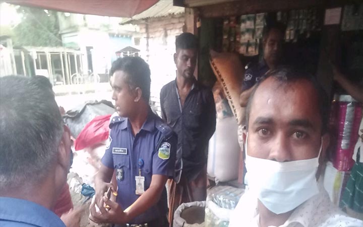 ময়মনসিংহে অভিযানে বিপুল পরিমান নকল বিড়ি জব্দ