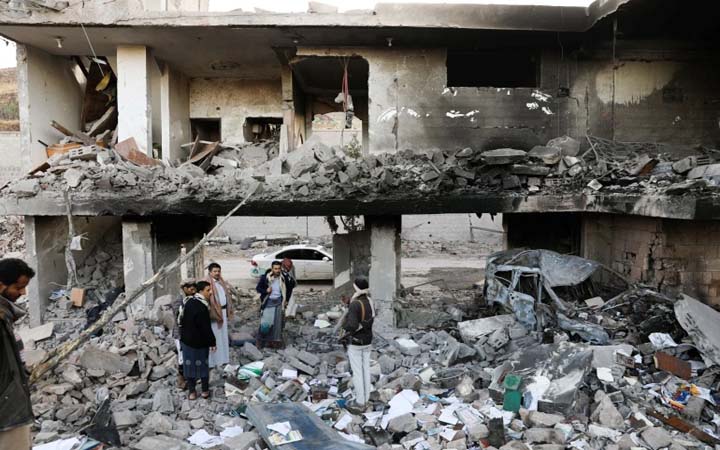 ইয়েমেনে সৌদি জোটের ভয়ঙ্কর বিমান হামলায় নিহত ১৪