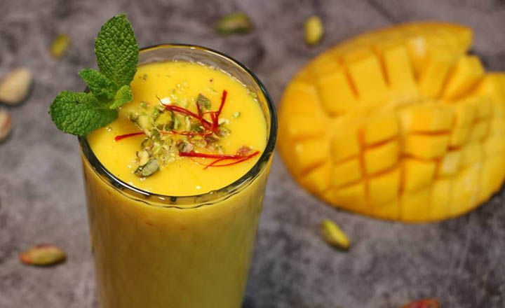 হৃদয় জুড়ানো আমের লাচ্ছি
