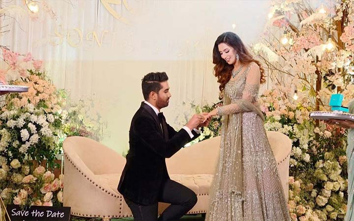 প্রেমিকের সাথে মীমের বাগদান সম্পন্ন