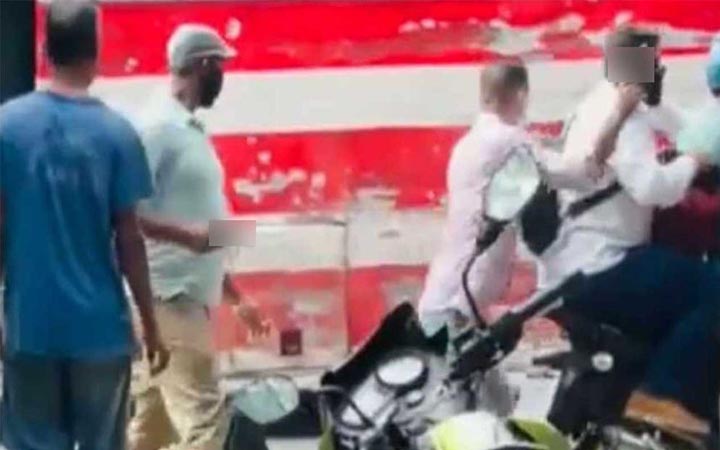 মিরপুরে প্রকাশ্যে গুলি করে ২২ লাখ টাকা ছিনতাই