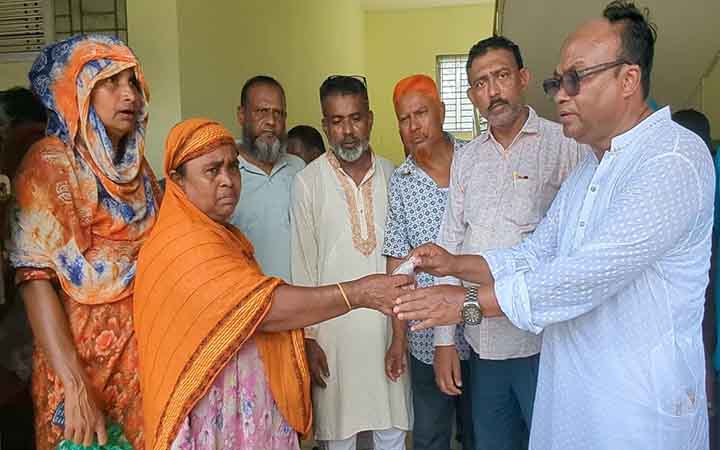 খালেদা জিয়ার রুহের মাগফিরাত কামনায় ৯ গরু কুরবানি বিএনপি নেতার