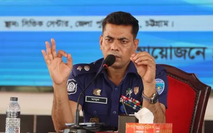 দুর্গাপূজায় গুজব-উসকানির বিষয়ে সতর্ক থাকতে হবে: এসপি মাসুদ
