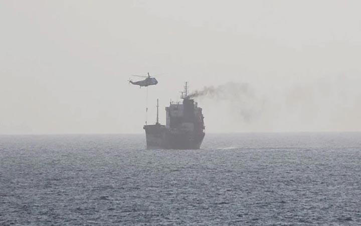 ওমানে ড্রোন হামলা, নিখোঁজ দুই ভারতীয় নাবিক