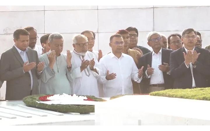 শহীদ জিয়া ও খালেদা জিয়ার সমাধিতে তারেক রহমানের শ্রদ্ধা