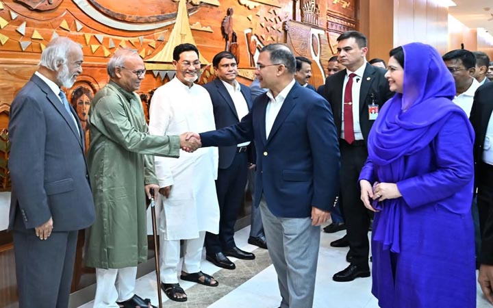 নিউইয়র্কের উদ্দেশে ঢাকা ছেড়েছেন প্রধানমন্ত্রী তারেক রহমান