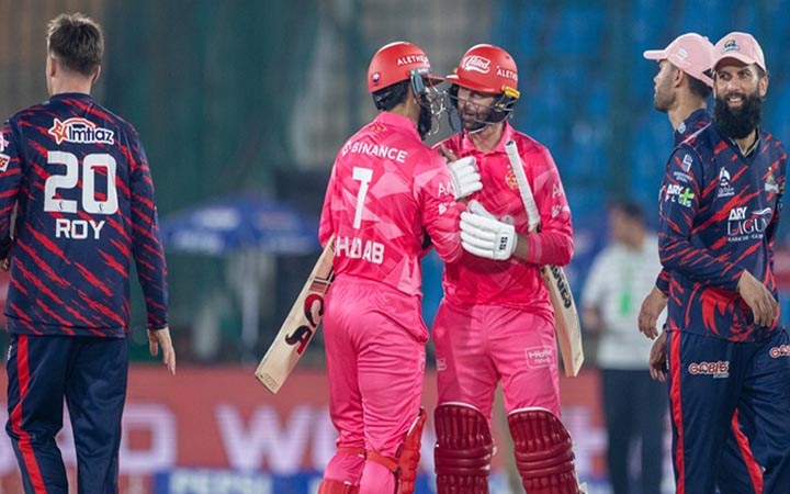 করাচিকে হারিয়ে পয়েন্ট টেবিলের দুইয়ে উঠে এলো ইসলামাবাদ