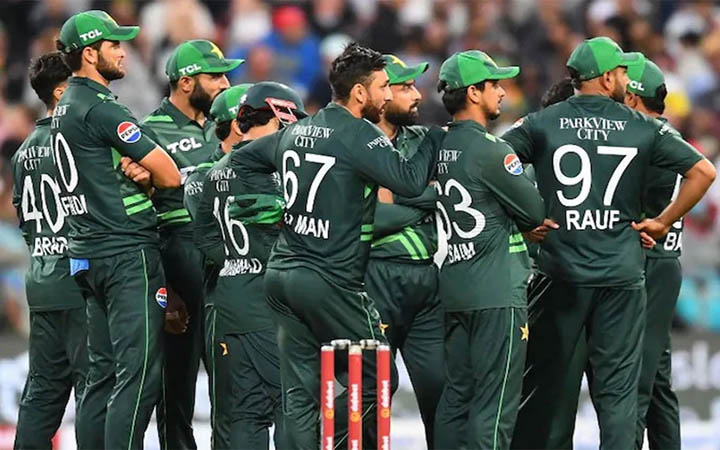 চ্যাম্পিয়ন্স ট্রফি: পাকিস্তান স্কোয়াডে চমক