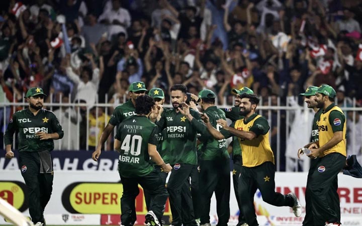 আফগানদের গুঁড়িয়ে চ্যাম্পিয়ন পাকিস্তান