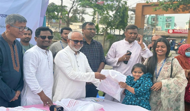 খুলনায় সুবিধাবঞ্চিত শিশুদের জন্য প্যাথ বাংলাদেশের উদ্যোগ