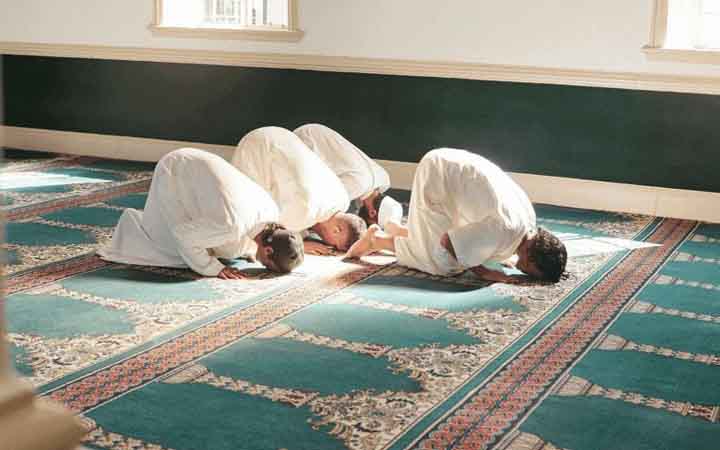 আজকের নামাজের সময়সূচি: ১৭ এপ্রিল ২০২৬