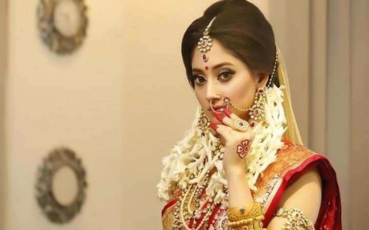 ‘দর্শকের রুচি’ নিয়ে যা বললেন পূজা চেরি