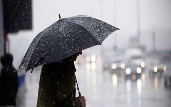 হালকা থেকে মাঝারি বৃষ্টির আভাস