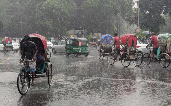ঢাকায় দুপুরের মধ্যে বজ্রসহ বৃষ্টির আভাস